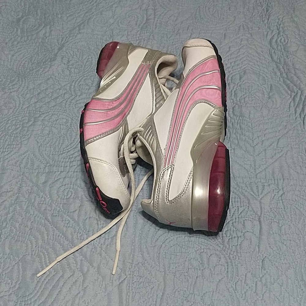 Pink/white/silver Puma Cell sneakers girls' size 4
